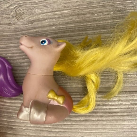 Vintage and newer My little pony and horse lot figurine toys rainbow dash & more - Picture 9 of 12